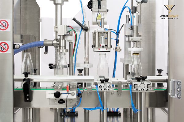 Bottle filling capping machine for filling juice, jam, puree, etc.