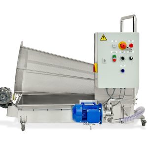 Rotational Juice Filter