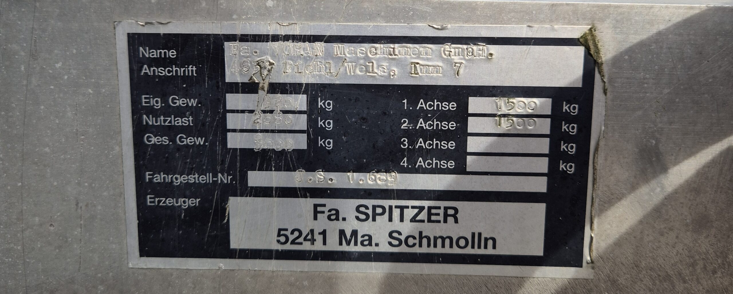 Mobile juice pressing trailer technical identification plate